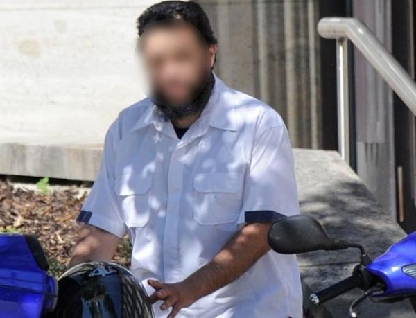 Cựu vệ sĩ của cựu trùm khủng bố Osama bin Laden bị bắt ở Đức - 0 Cựu vệ sĩ của cựu trùm khủng bố Osama bin Laden bị bắt ở Đức - 0