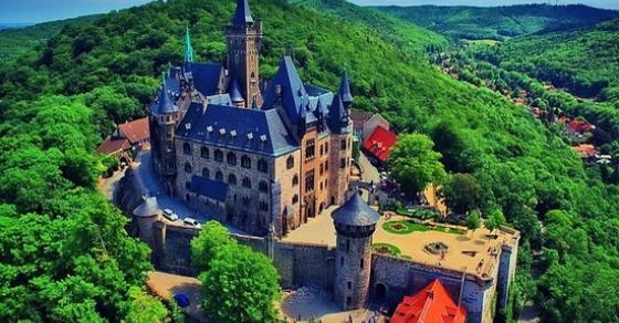 42 5 Ve Dep Nuoc Duc Nhin Tu May Bay Khong Nguoi Lai