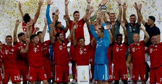 42 1 Bayern Gianh Sieu Cup Duc Sau Man Huy Diet Eintracht Frankfurt