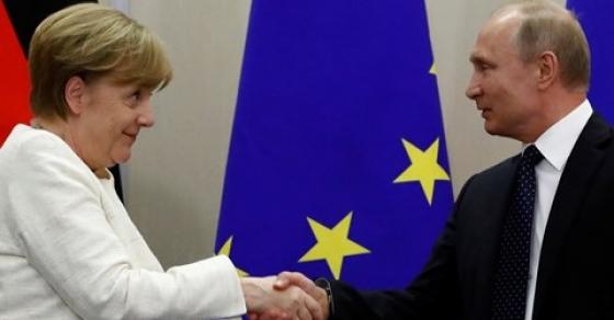 42 1 Tong Thong Putin Sap Den Berlin De Gap Go Thu Tuong Merkel