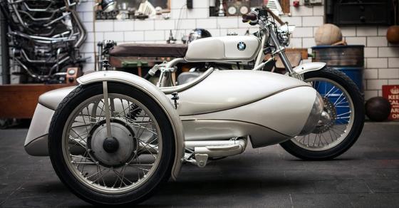 42 7 Chi Tiet Mau Bmw Do 3 Banh Co Dien Dam Chat Duc