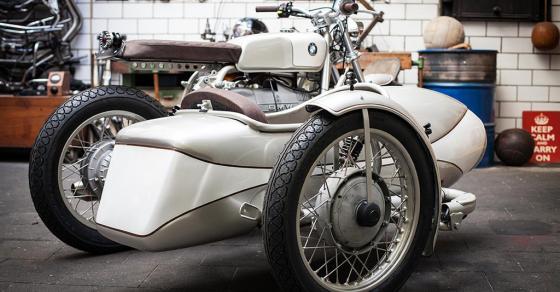 42 8 Chi Tiet Mau Bmw Do 3 Banh Co Dien Dam Chat Duc