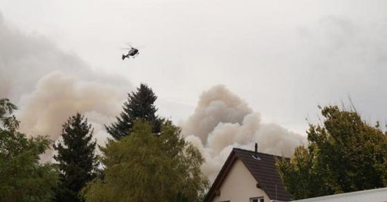 42 1 Chay Rung Nghiem Trong De Doa 3 Ngoi Lang Gan Thu Do Berlin