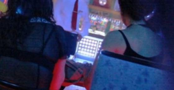 42 2 Chuyen Yeu Phi Cong Tay Va Nhung So Phan Day Bi Kich Cua Cac Quy Ba Sai Gon