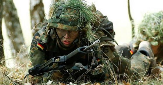 42 1 Duc Muon Nam Nu Deu Phuc Vu Bat Buoc Trong Quan Ngu