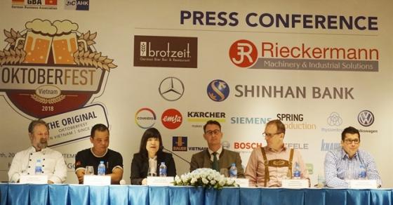 42 1 Sap Dien Ra Le Hoi Bia Duc 2018 Tai Viet Nam