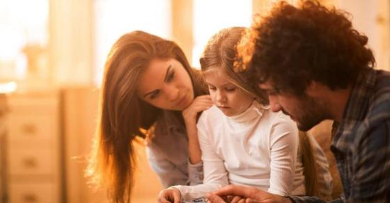 5 cách nói chuyện để trẻ nghe lời, không cần quát mắng