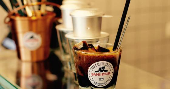 42 6 Chuoi Cua Hang Banh My Nhu Viet Nam Thu Nho Giua Long Nuoc Duc