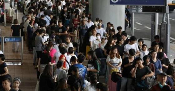 Người Đài Loan chạy bão Jebi phải nhận là người Trung Quốc mới được sơ tán bằng xe TQ 42 1 Nguoi Dai Loan Chay Bao Jebi Phai Nhan La Nguoi Trung Quoc Moi Duoc So Tan Bang Xe Tq