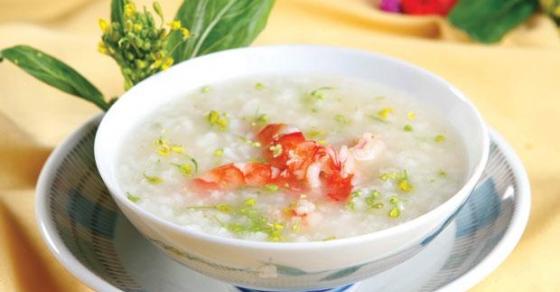 Quan niệm sai lầm: Khi bị ho nên kiêng Tôm và Thịt gà 42 2 Quan Niem Sai Lam Khi Bi Ho Nen Kieng Tom Va Thit Ga