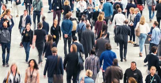 Kẻ ngốc chỉ thấy ngạc nhiên còn người khôn ngoan lại biết đặt câu hỏi: 10 tôn chỉ tạo nên sự cách biệt giàu - nghèo cần thấu đáo trước tuổi 37