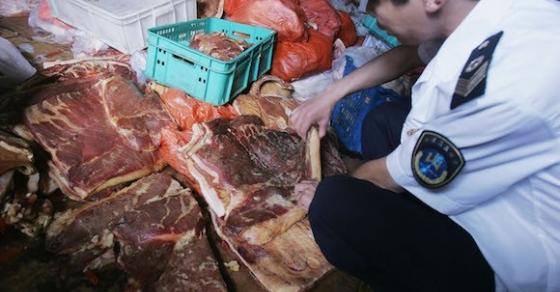 42 5 The Gioi Kinh Hoang Voi Nhung Be Boi Thuc Pham Ban Tai Trung Quoc