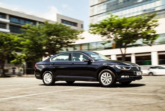 42 10 Volkswagen Passat Chat Duc Cho Nguoi Viet