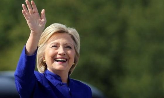 42 2 Hillary Clinton Gui Thu Dong Vien Be Gai Thua Tranh Cu Lop Truong