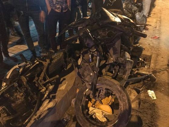 42 11 Hien Truong Kinh Hoang Vu Container Dam Hang Chuc Xe May O Long An