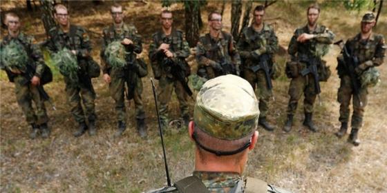 42 1 Thieu Quan Tram Trong Duc Chap Nhan Nuoi Linh Danh Thue