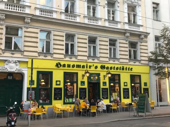 42 2 Mot Vong Chau Au Chuyen Giau Chuyen Ngheo