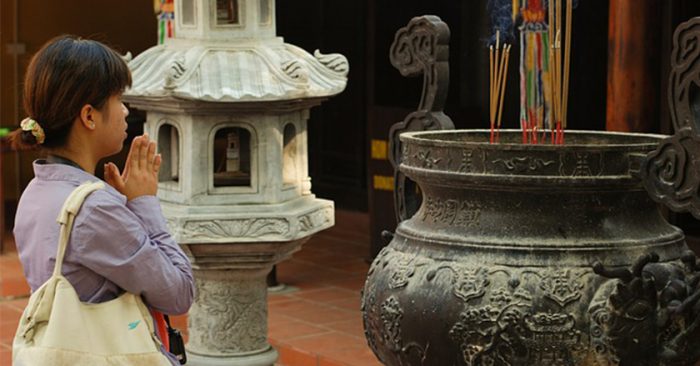 Đi lễ chùa đầu năm: Những quan niệm sai lầm bạn chưa từng biết