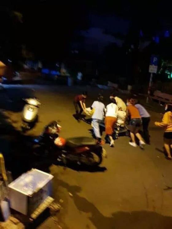 42 3 De Toi Cho Luon Cho Quyet Dinh Cua Tai Xe Va Phu Xe Trong Toi Cuoi Nam Gay Sot Mxh