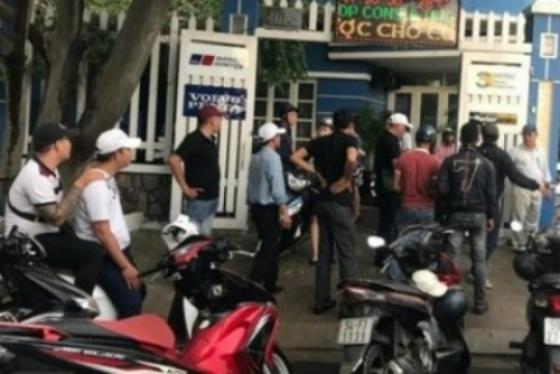 42 1 Mua O To 2 Ty Cam No 1 Ty 10 Ngay Mat Luon Vao Tay Cam Do