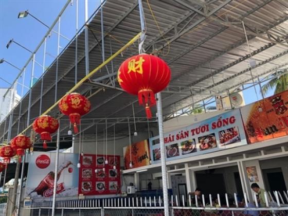 42 1 Tinh Gia Tren Troi Du Khach Nha Hang Phai Go Bo Bang Hieu