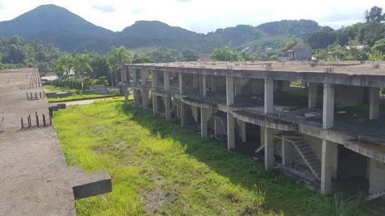 42 12 Lanh Nguoi Ben Trong Sieu Du An 2 Ty Do O Xu Lang