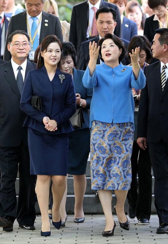 42 2 Vo Chu Tich Kim Jong Un De Nhat Phu Nhan Cua Trieu Tien Xinh Dep Va Bi An The Nao