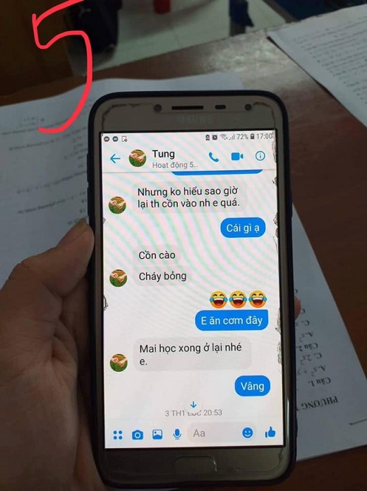 loat tin nhan thay chu nhiem hon 40 tuoi ga tinh nu sinh thai binh lop 10 