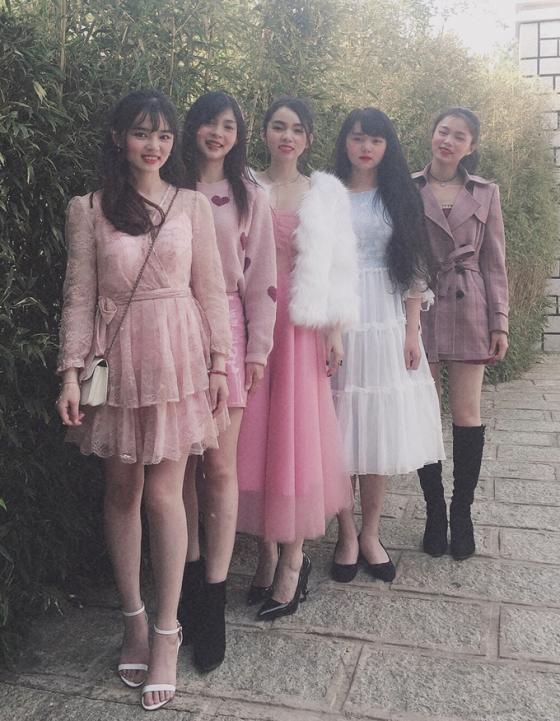 42 6 Gia Dinh Da Lat Co Co 6 Con Gai Cung Ten An