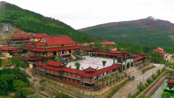 42 7 Chua Ba Vang 10 Nam Bien Thanh Nguy Nga Rong Hang Chuc Ngan Met Vuong