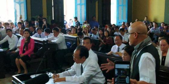 42 5 Nhung Dieu Dac Biet Ve Vi Chu Toa Trong Phien Toa Vu Ly Hon Nghin Ty Cua Trung Nguyen