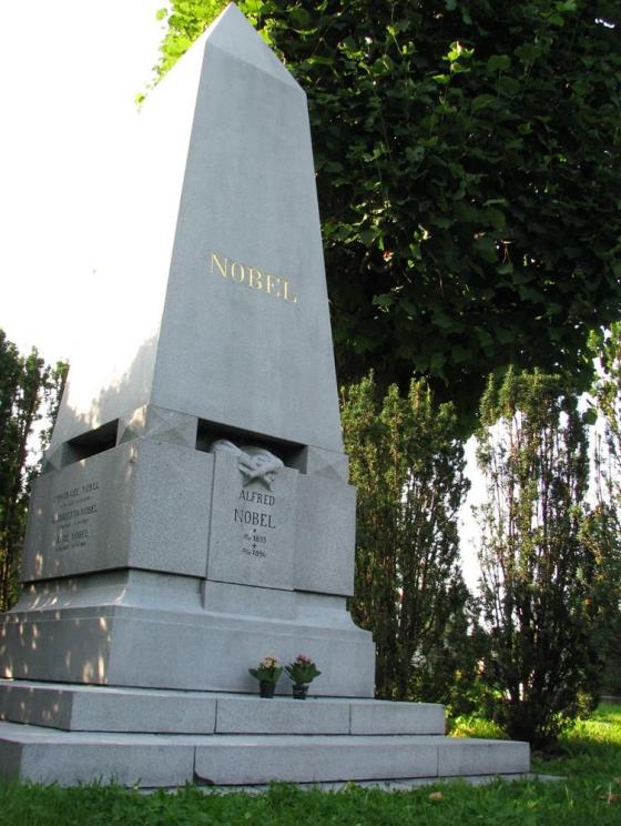 42 2 Alfred Nobel Mot Cuoc Doi Cong Hien Gian Di Va Khiem Ton