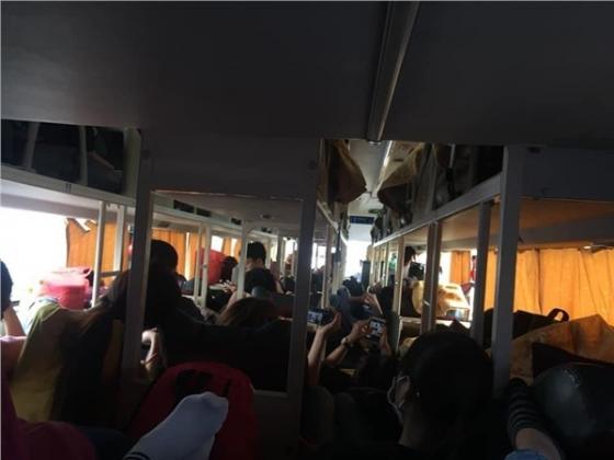 42 5 Vo Tran O San Bay Tan Son Nhat Nhieu Nguoi Va Mo Hoi Cho Check In Truoc Ky Nghi Le Keo Dai