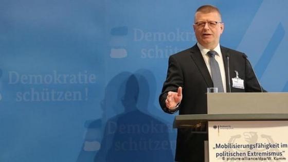 42 1 Co Quan Tinh Bao Duc Canh Bao Ve Su Thich Nghi Moi Cua Is