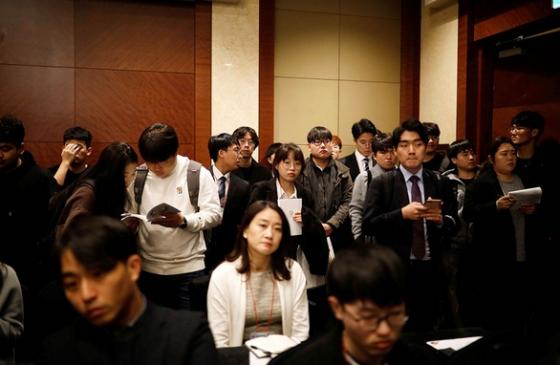 42 1 Han Quoc Xuat Khau Lao Dong Sang Viet Nam