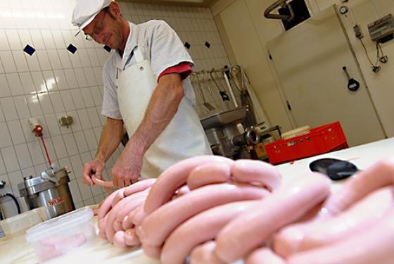 42 1 Xuc Xich Lich Su Cua Nuoc Duc