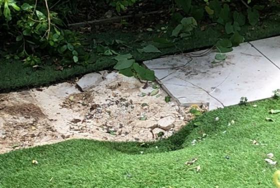 42 1 Du Cang May Bay Tu An Do Qua Anh Nguoi Dan Ong May Man Song Sot Va Dinh Cu Luon O Do 23 Nam