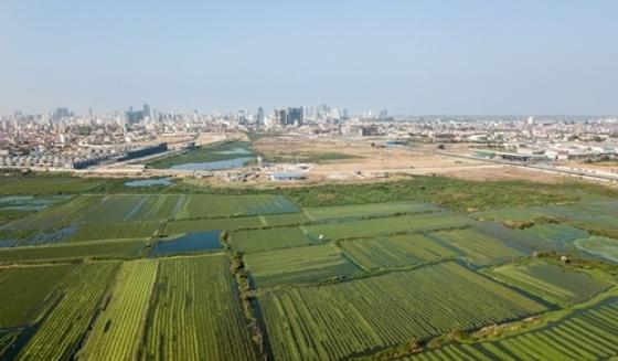 42 3 Dan Ngheo Phnom Penh Mat Ke Sinh Nhai Vi Phat Trien Do Thi