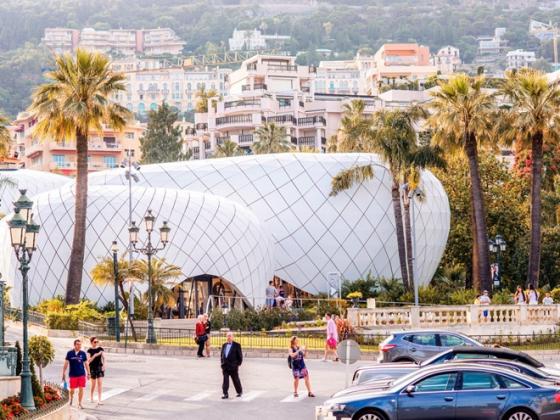 42 13 Monaco Thanh Pho Co 13 So Dan La Trieu Phu Khong Nguoi Ngheo