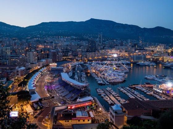 42 9 Monaco Thanh Pho Co 13 So Dan La Trieu Phu Khong Nguoi Ngheo