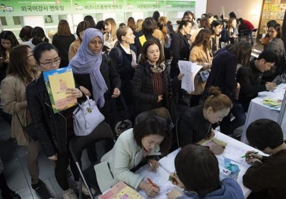 42 7 Moi Gioi Chong Han Guong May Doi Tra Coi Re Hanh Phuc Co Dau Viet