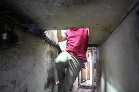 42 2 Nha Chong O Pho Co Chi Rong 5m Vo Bo Chay Vi Thay Ao Phai Quy Thay Quan Phai Nam