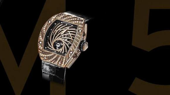 42 1 Giat Dong Ho 840000 Usd O Paris Ten Cuop Bi Roi Dien Thoai