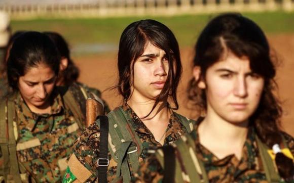 42 1 Tong Thong Trump Co The Phai Tra Gia Chinh Tri Vi Bo Roi Nguoi Kurd