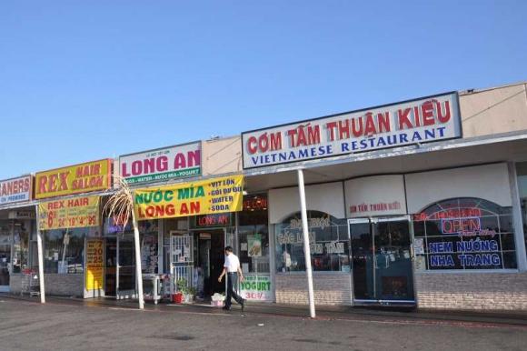 42 1 Thoi Xau Cua Nguoi Viet Khi Moi Qua Nuoc Ngoai Dinh Cu Si Dien Noi Lon Khong Xep Hang