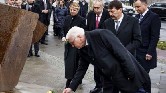 42 2 Nhung Cam Xuc Va Hoi Uc 30 Nam Tuong Berlin Do