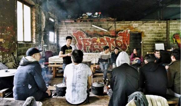 42 3 Nhung Nguoi Viet Tu Nguyen Di Anh Roi Bi Ep Lam No Le