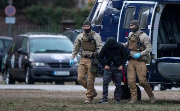 42 1 Duc Bat Ba Nghi Pham Am Muu Danh Bom