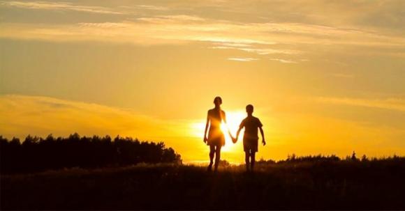 42 2 Mot Nguoi Co Dang Ket Giao Hay Khong Hay Xem Khi Met Moi Ho Hanh Xu The Nao