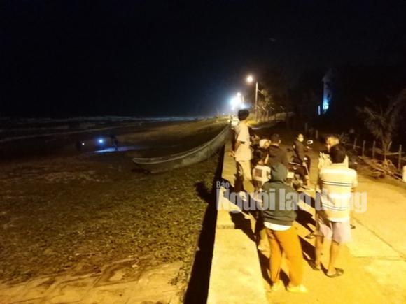 42 3 Nong Hang Chuc Banh Heroin Co Chu Trung Quoc Troi Vao Bien Quang Nam